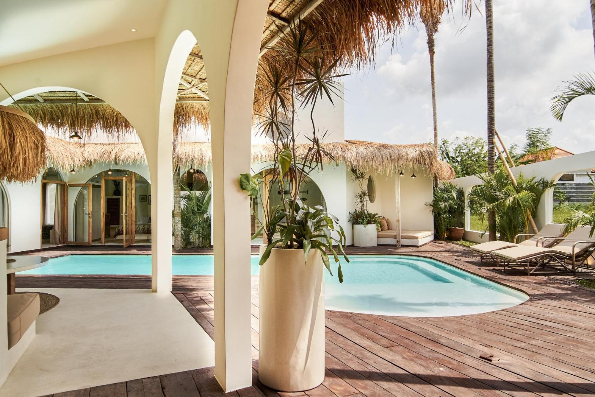 Villa Casa Luna Canggu เกอโรโบกัน ภายนอก รูปภาพ